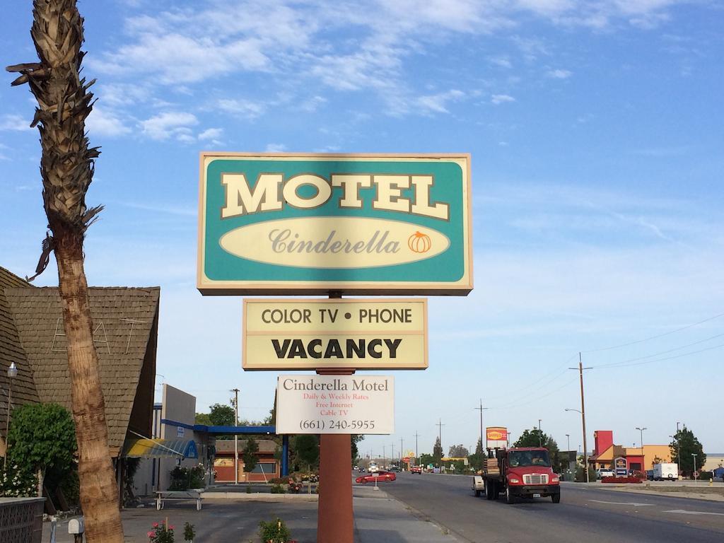 Cinderella Motel Wasco Екстериор снимка
