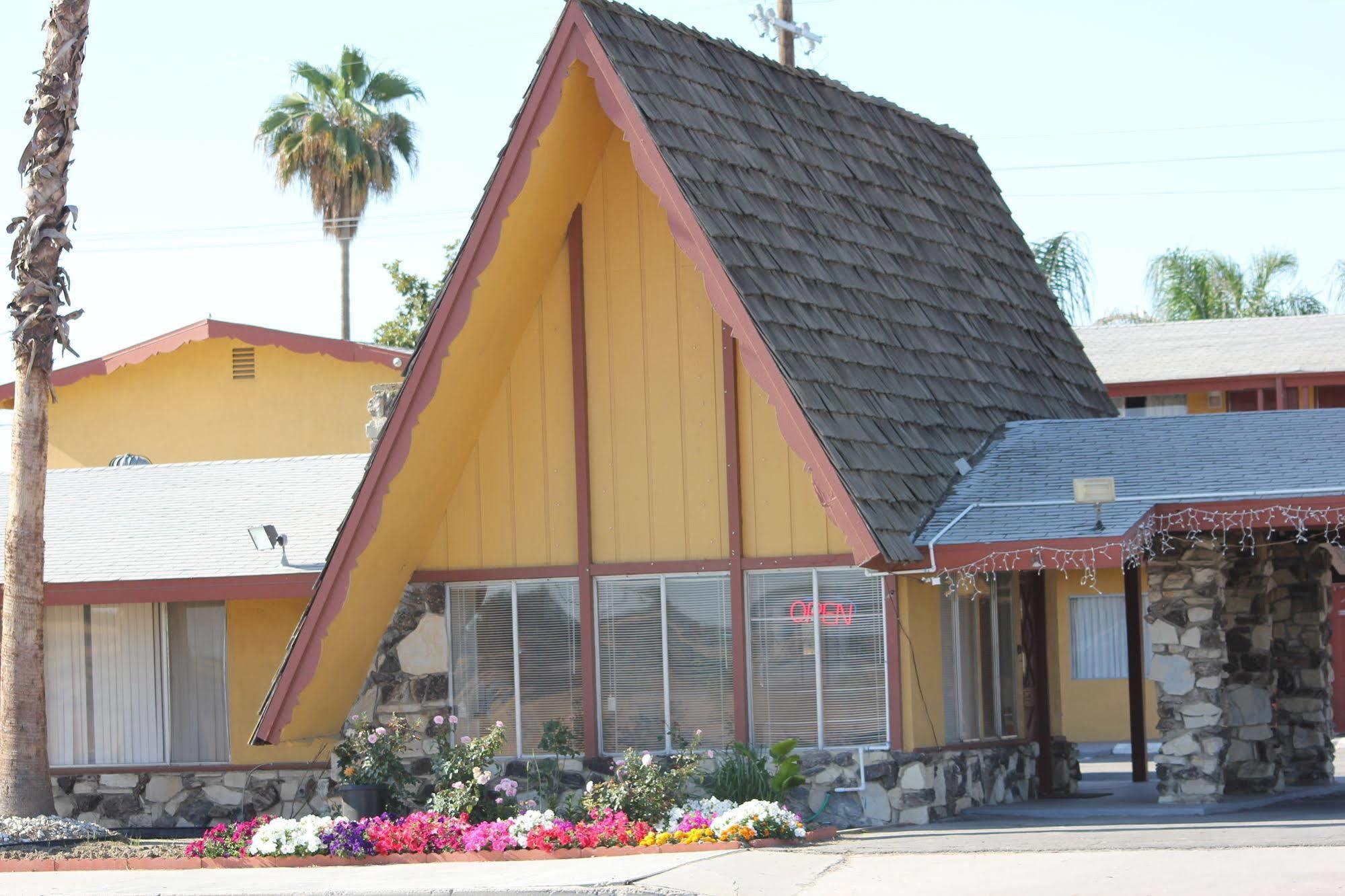 Cinderella Motel Wasco Екстериор снимка