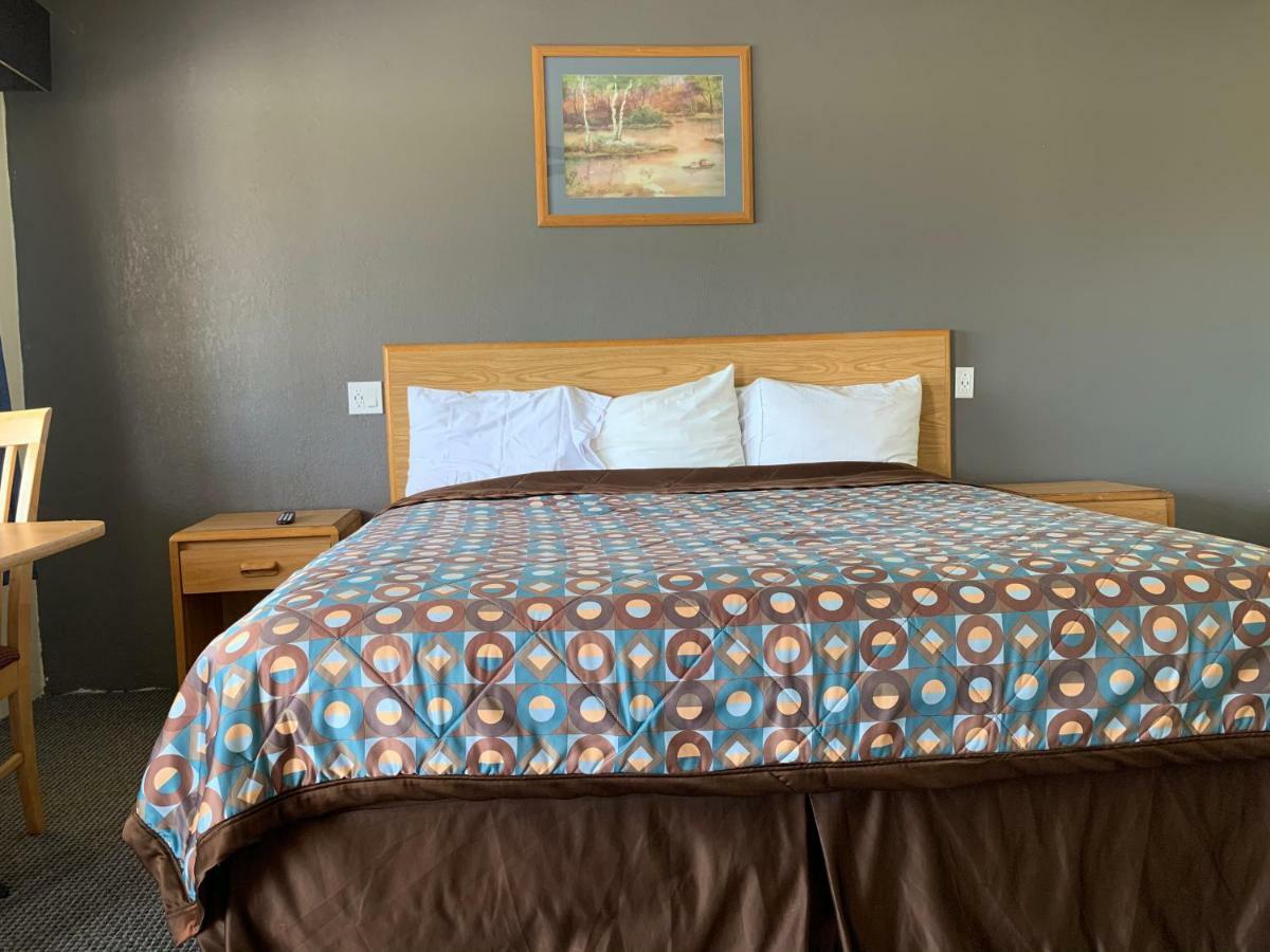 Cinderella Motel Wasco Екстериор снимка