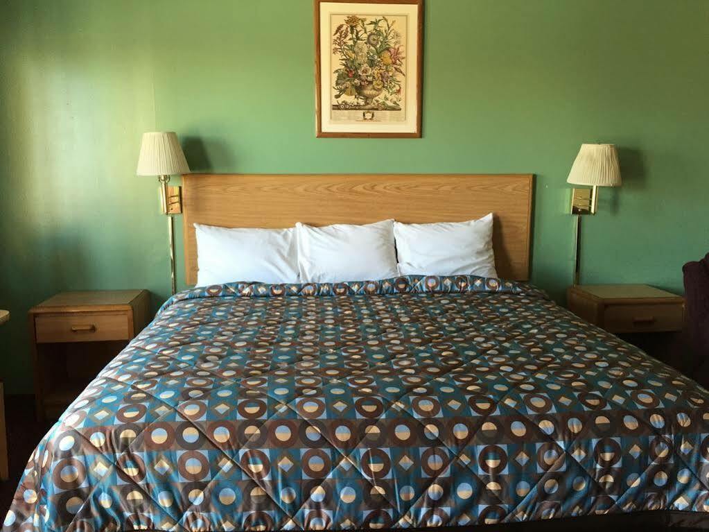 Cinderella Motel Wasco Екстериор снимка